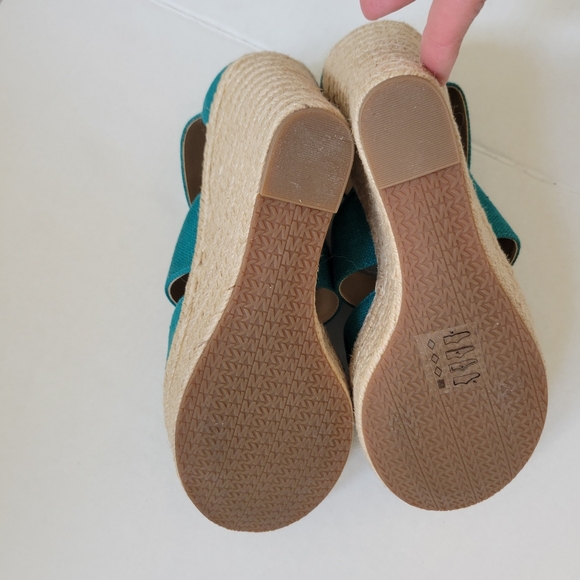 Michael Kors Berkley Canvas Espadrille Wedge Sandals, Ladies Size 8 - Picture 8 of 8
